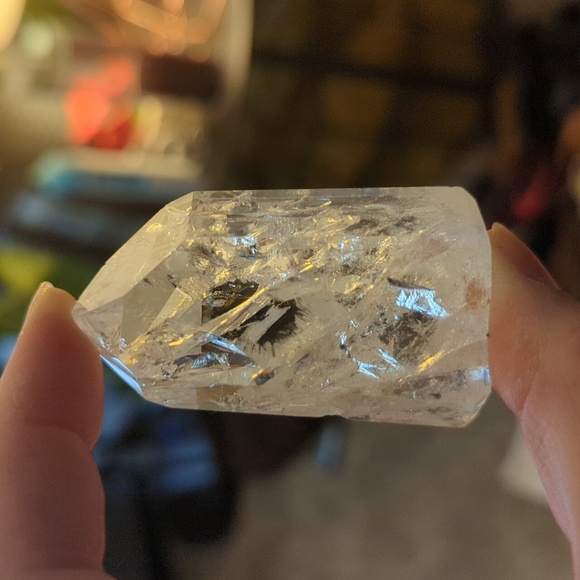 Crackle quartz crystal - Picture 3 of 3